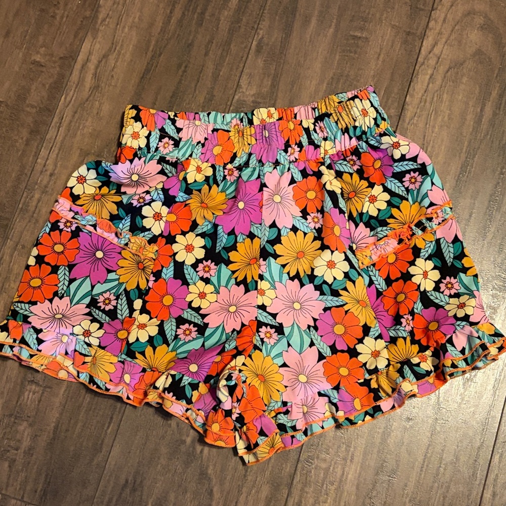 Umgee Black Multi Floral High-Waist Elastic Shorts